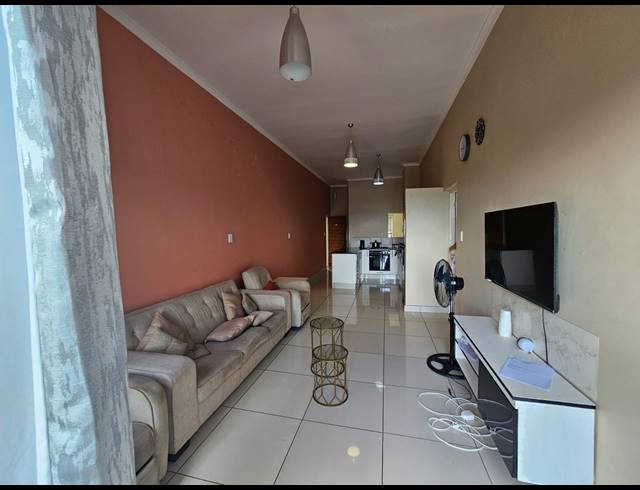 3 BEDROOM FLAT FOR SALE IN WINKLESPRUIT